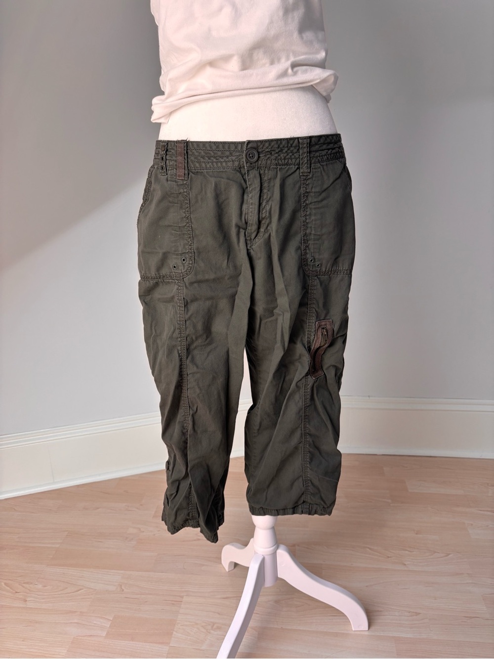 Liquid X Olive Cargo Capris 🌿
